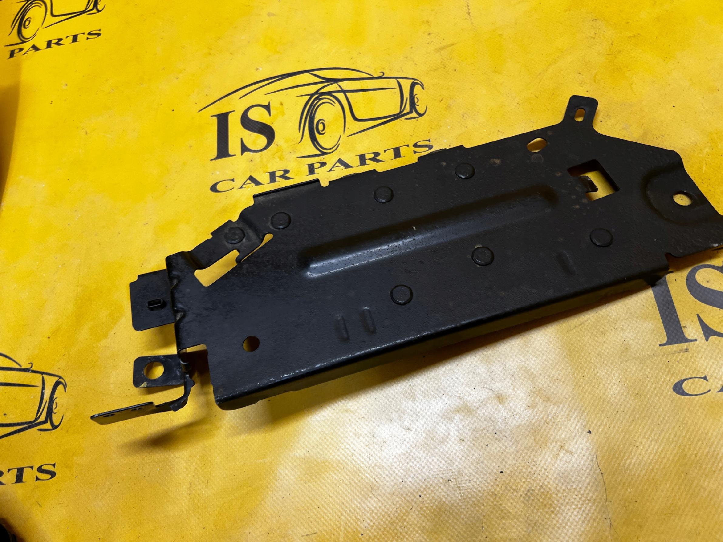 WSPORNIK MOCOWANIE BLACHA DACIA LODGY LIFT 2022R