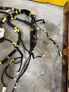 WIĄZKA INSTALACJA WNĘTRZA PODŁOGI LEXUS RX 450H III 3 AL10