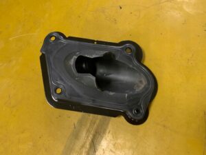 OSŁONA GUMA PRZEKŁADNI KIEROWNICZEJ NISSAN E-NV200