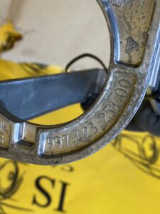 UCHWYT MOCOWANIE SERWA PORSCHE 987 CAYMAN 911 997