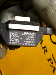 CZUJNIK UDERZENIOWY UDERZENIA LR RANGE ROVER EVOQUE II L551