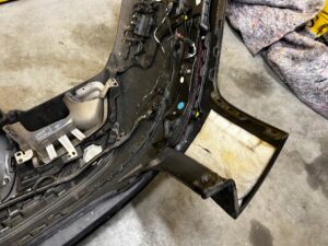 ZDERZAK TYŁ TYLNY 6PDC 6XPDC R-DYNAMIC DYFUZOR RANGE ROVER VELAR L560