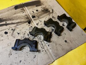 KOMPLET PODPORA PODPORY STOPA WAŁU BLOKU RENAULT 0.9 TCE H4BB408