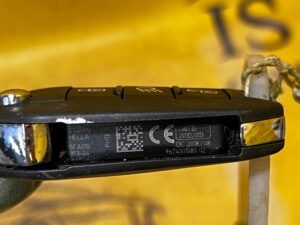 KLUCZYK PILOT PEUGEOT 308 II T9