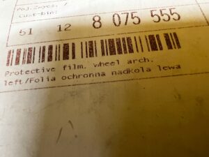 FOLIA OCHRONNA NADKOLA BŁOTNIKA TYŁ LEWY LEWEGO BMW M5 F90 NOWA OEM