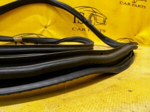 USZCZELKA GUMOWA DRZWI TYLNYCH TYŁ BMW 5 G30