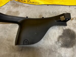 LISTWA OSŁONA POSZYCIE PROGU TYŁ PRAWA PRAWE RENAULT CAPTUR I PRZEDLIFT