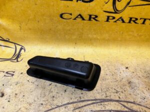 UCHWYT RĄCZKA ZAŚLEPKA KLAPY TYŁ BAGAŻNIKA PEUGEOT 3008 II