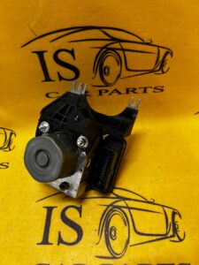 STEROWNIK POMPA ABS INFINITI Q30 QX30