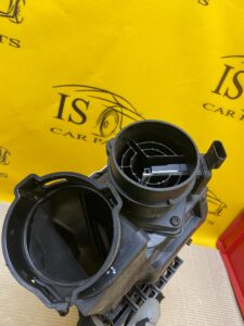 OBUDOWA FILTRA POWIETRZA MERCEDES W205 2.2CDI