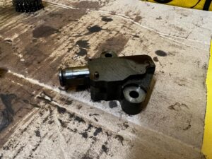 NAPINACZ ŁAŃCUCHA ROZRZĄDU RENAULT 1.3 TCE H5HB470