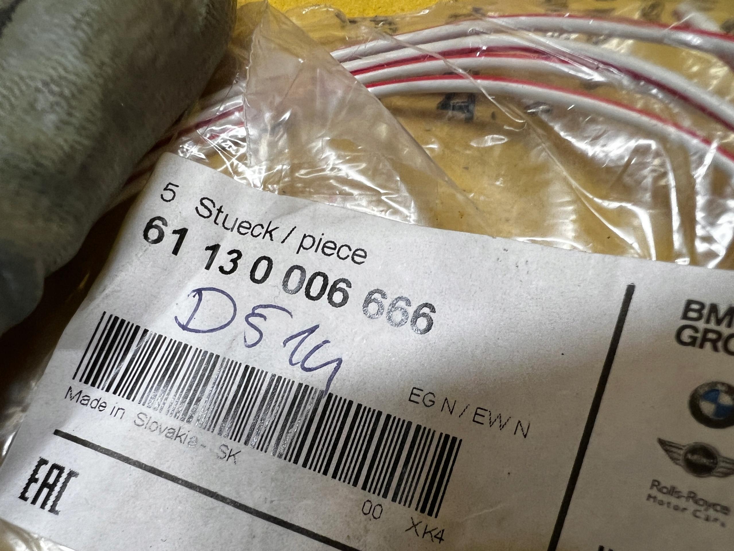 8 X STYK MĘSKI MQS ELA Z KABLEM 0,75 QMM BMW NOWY OEM