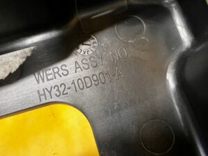 UCHWYT MOCOWANIE PODSTAWA KOMPUTERA LAND ROVER DISCOVERY 5 V L462