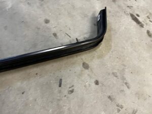 SZYNA PROWADNICA DRZWI PRZESUWNYCH ŚRODKOWA LEWA DACIA DOKKER EU