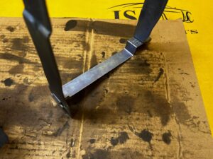 WSPORNIK MOCOWANIE AKUMULATORA VOLKSWAGEN GOLF VIII