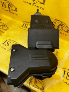 OBUDOWA FILTRA POWIETRZA DOLOT PRZEPŁYWOMIERZ GENESIS GV70 2.5L