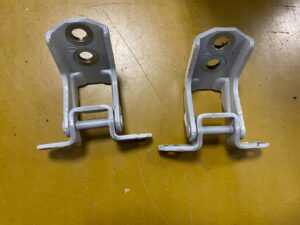 ZAWIASY DRZWI PRAWY LEWY PRZÓD TYŁ INFINITI Q70