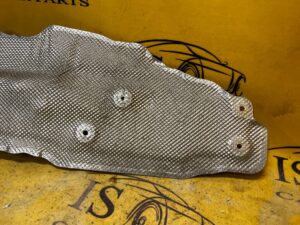 OSŁONA PŁYTA TERMICZNA SILNIKA BMW 5 G30