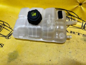 ZBIORNICZEK WYRÓWNAWCZY RENAULT MEGANE IV TALISMAN