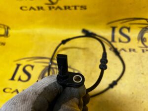 CZUJNIK ABS PRZÓD MERCEDES W176 W246 W117 X156