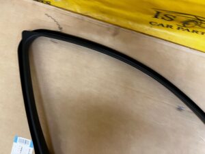 OSŁONA RAMKA LISTWA DRZWI PRZÓD PRAWY PRAWA BMW X6 E71 E72 NOWA OEM