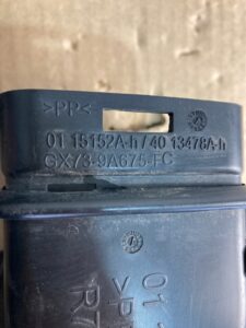 KANAŁ TUNEL DOLOT POWIETRZA JAGUAR XF II X260