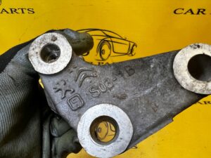 LEWA ŁAPA MOCOWNIE WÓZKA SANEK PEUGEOT 3008 II