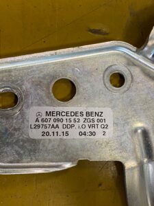 ŁAPA MOCOWANIE FILTRA PALIWA MERCEDES INFNITI Q30