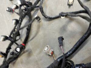 OKABLOWANIE WIĄZKA KOMORY SILNIKA FORD ESCAPE MK4 1.5 EB