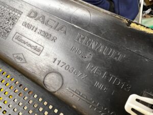 PODSZYBIE OSŁONA ŚCIANY GRODZIOWEJ DACIA DUSTER II 2 EU