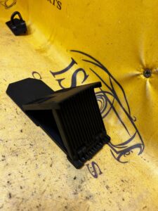 PODPORA KLIN POD KOŁO PEUGEOT 508 I RXH HYBRID4