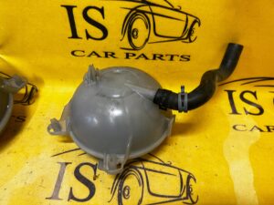 ZBIORNICZEK WYRÓWNAWCZY PŁYNU VW GOLF 7 VII 1.6 D