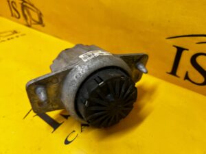 ŁAPA PODUSZKA SILNIKA LEWA RANGE ROVER VELAR L560 JAGUAR F-PACE X761