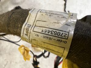 WIĄZKA PRZEWODÓW DESKI KONSOLI NAWIGACJI BMW E70 X5 E71 X6