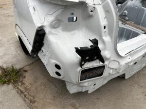 ĆWIARTKA BŁOTNIK WANNA PAS TYLNY TYŁ LEWY DACIA SANDERO STEPWAY III 369