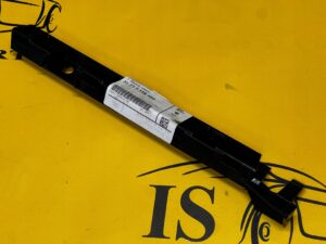 WSPORNIK MOCOWANIE LISTWY PROGOWEJ PRAWE BMW 1 E81 E82 E87 E88 NOWY OEM