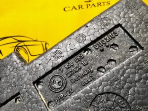 STYROPIAN WYGŁUSZENIE PODŁOGI LEWY BMW SERIA 1 F40