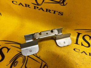 MOCOWANIE UCHWYTU PODSUFITKI RENAULT MEGANE IV