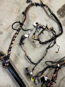 WIĄZKA PRZEWODÓW KABINY JEEP GRAND CHEEROKIE WK2 SRT 6.4