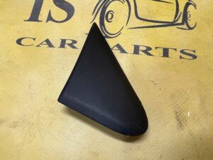 OSŁONA NAKŁADKA TRÓJKĄT BŁOTNIKA PRZÓD PRAWY DACIA DOKKER LODGY