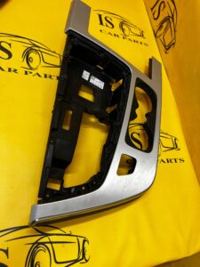 DEKOR RAMKA TUNELU ŚRODKOWEGO AUDI Q7 SQ7 4M0