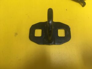 RYGIEL TYL/PRZO DRZWI RENAULT MEGANE IV 905700851