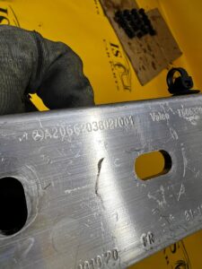 MOCOWANIE WSPORNIK PASA PRZÓD PRAWY LEWY MERCEDES C-KLASA W206