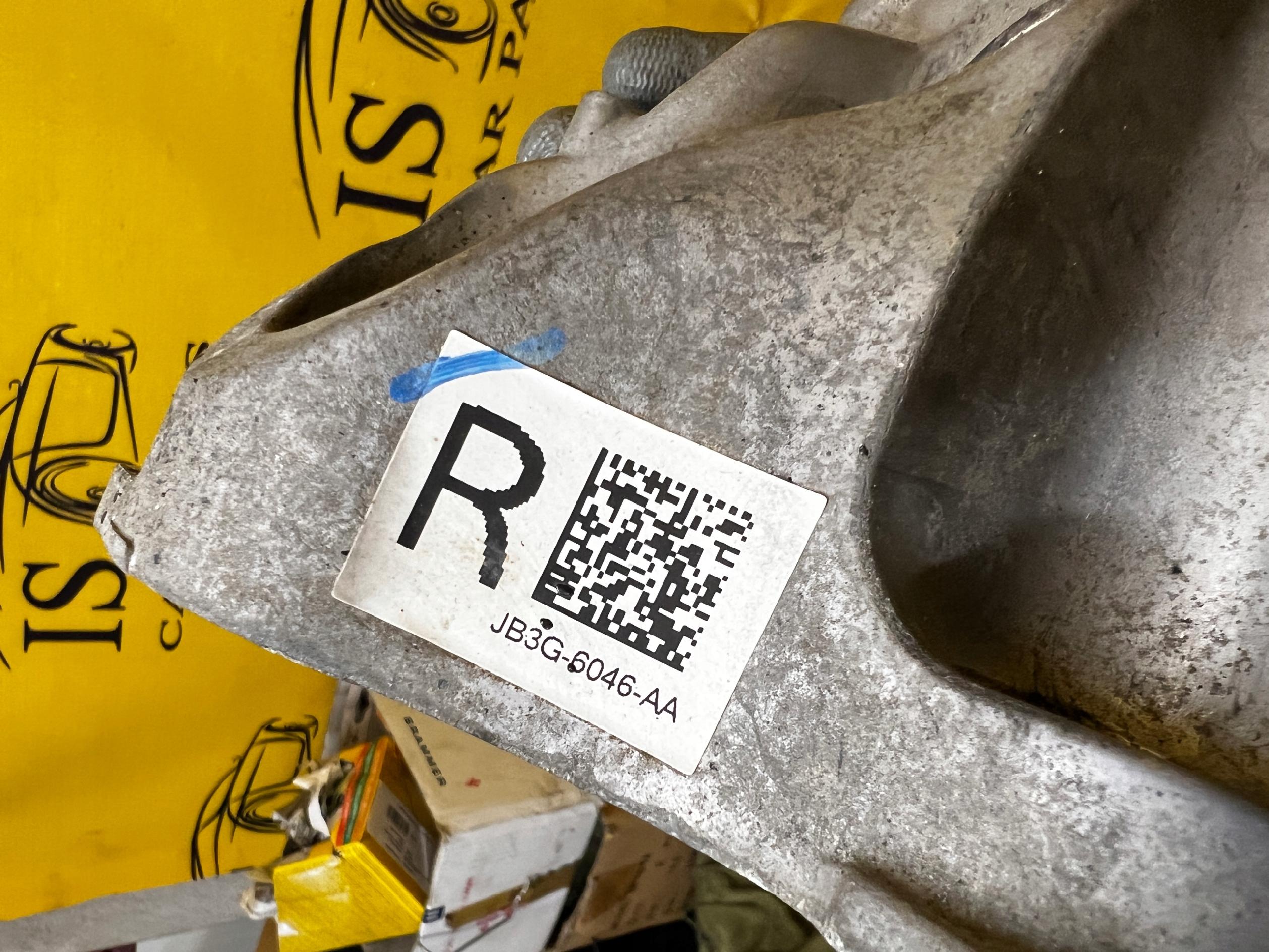 ŁAPA UCHWYT MOCOWANIE SILNIKA FORD RANGER MK5 V WILDTRAK