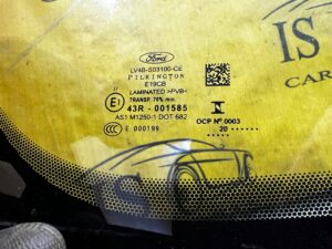 SZYBA PRZÓD CZOŁOWA SOUNDSCREEN PODGRZEWANA GRZANA FORD KUGA MK3