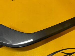 LISTWA BOCZKA DRZWI TYŁ LEWY LEWA AUDI Q7 SQ7 4M0