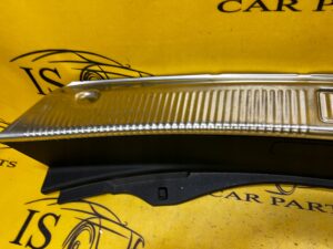 OSŁONA LISTWA PROGU BAGAŻNIKA AUDI A8 D4