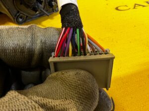 LUSTERKO LEWE 18 PIN KAMERA ASYSTENT CZARNE RANGE ROVER VELAR L560