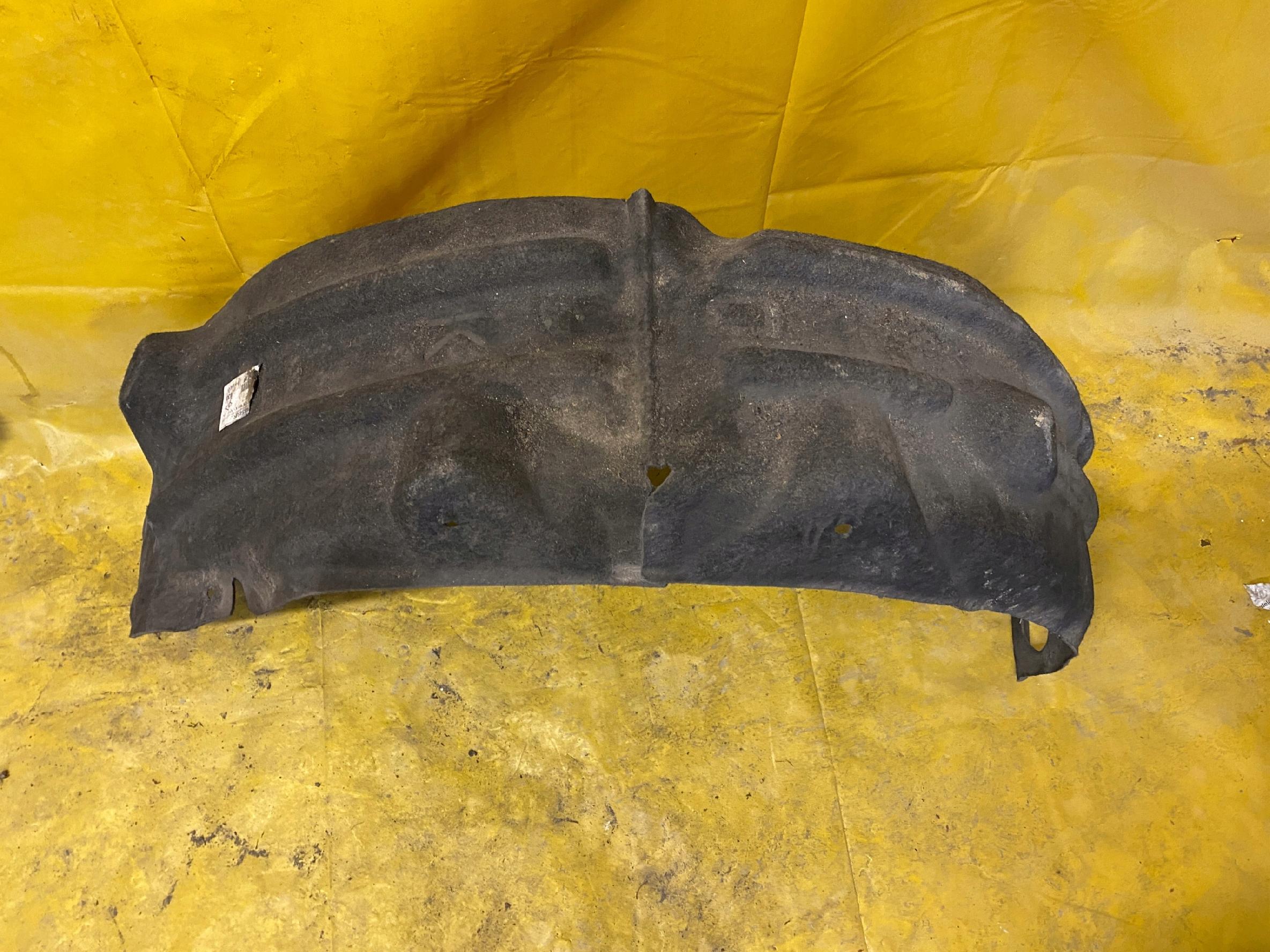 NADKOLE PRAWY TYŁ TYLNE RENAULT MEGANE IV KOMBI