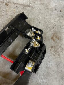 PRZEWÓD KABEL AKUMULATORA AUDI A8 D4